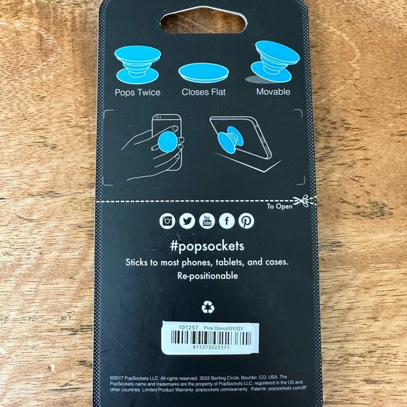 PopSocket 🍩 - Picture 2 of 2